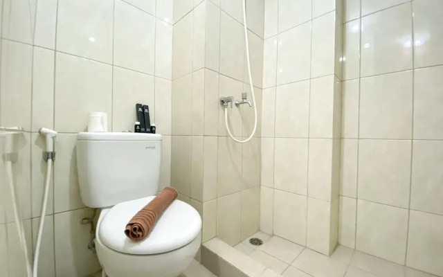 Fully Furnished Studio Springlake Summarecon Bekasi Apartment Near Mall