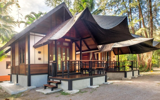 Pakmeng Resort