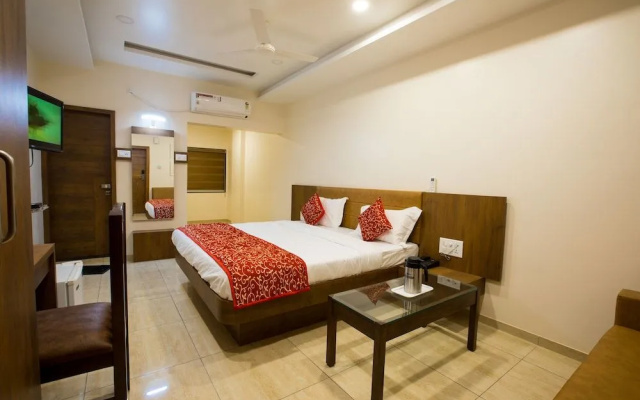 Hotel Balaji Palace