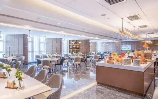Atour Hotel Wuhan University of Technology Jiedaokou