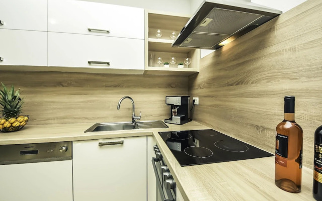 Ani Smil i in Smil i