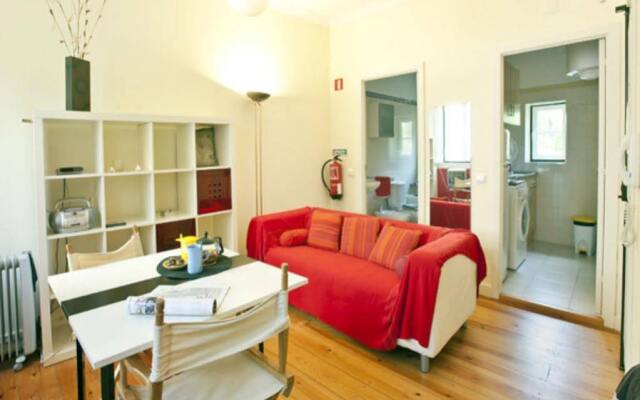 Traveling to Lisbon Low Cost Lisbon Rossio Apartments