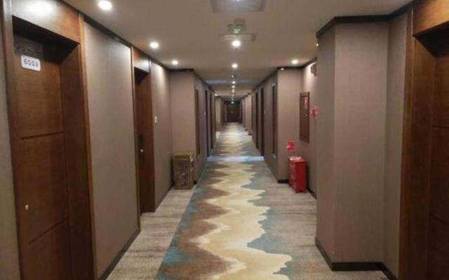 Chunxia Qiudong Hotspring Hotel Kunming Xingyuan Road