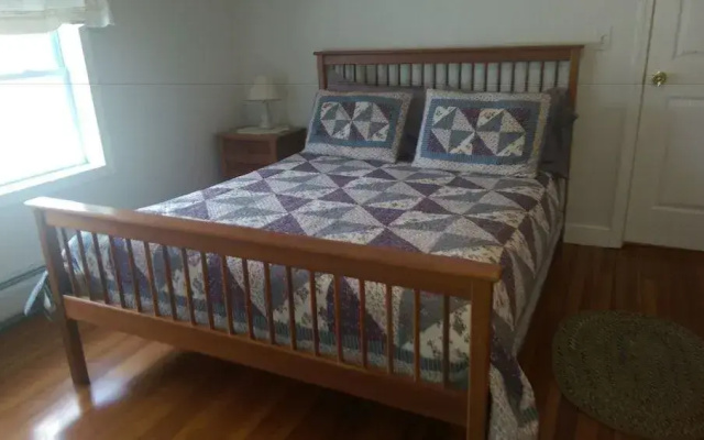 Locust Tree Bed and Breakfast LLC