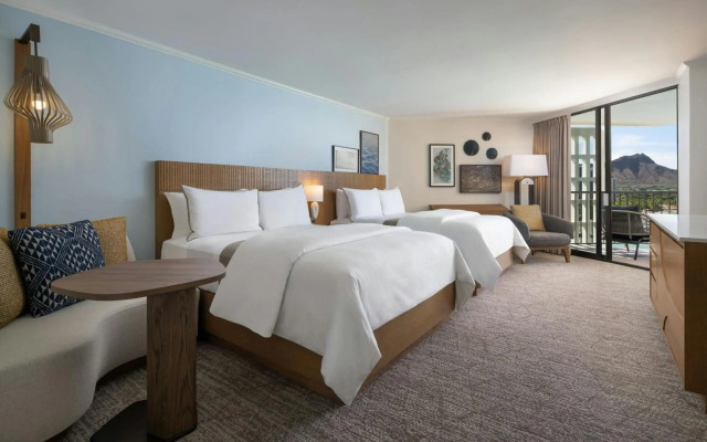 Moana Surfrider, A Westin Resort & Spa, Waikiki Beach