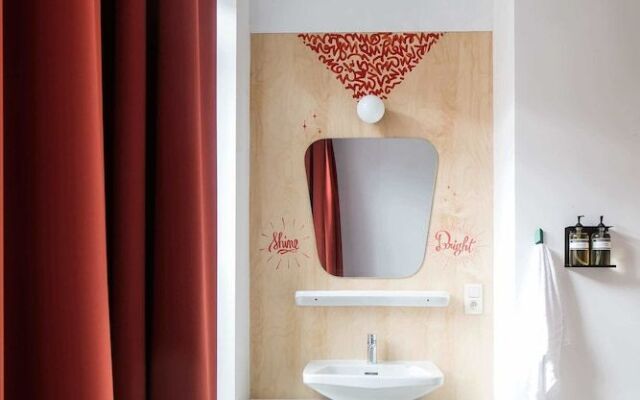 Room&Moor