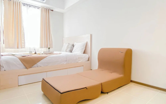 Warm Neutral Studio Room At Meikarta Apartment