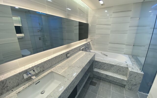 LCT Residence