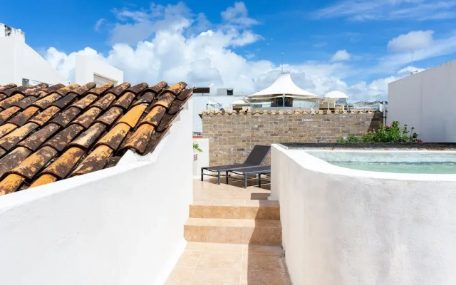 Royal Palms 8 2 Bedroom Condo by RedAwning