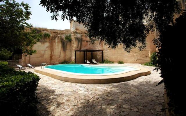 Esperanto Suite&Pool