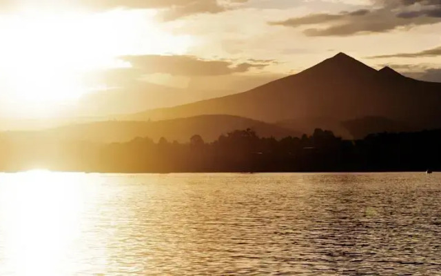 Smugglers Rest Apartments