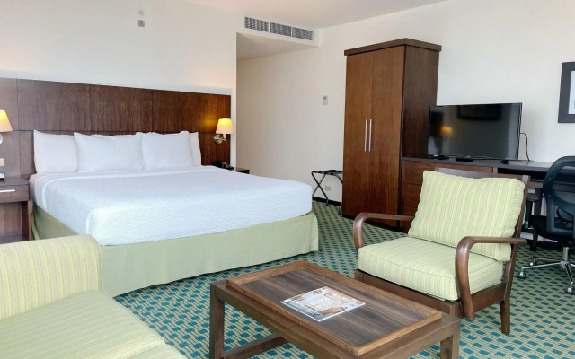 Courtyard by Marriott Guayaquil
