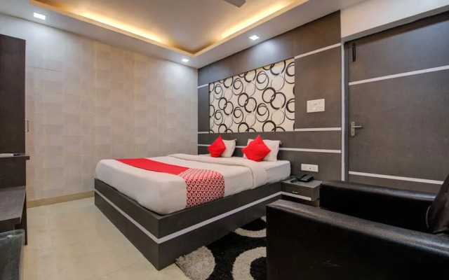 Oyo 29204 Hotel Blue Sapphire