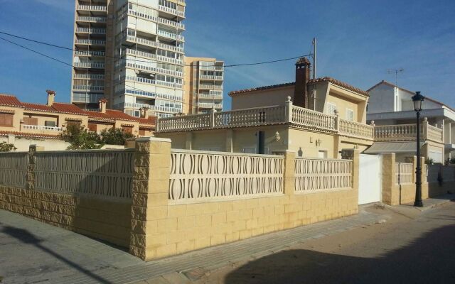 Villa With 4 Bedrooms in Valencia, With Wonderful sea View, Private Po