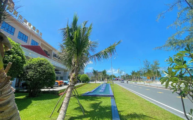 Donghu Resort Hotel