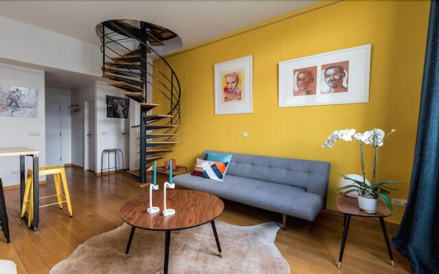 Europea Bright Bourse Duplex Residence