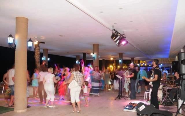 Rubi Hotel
