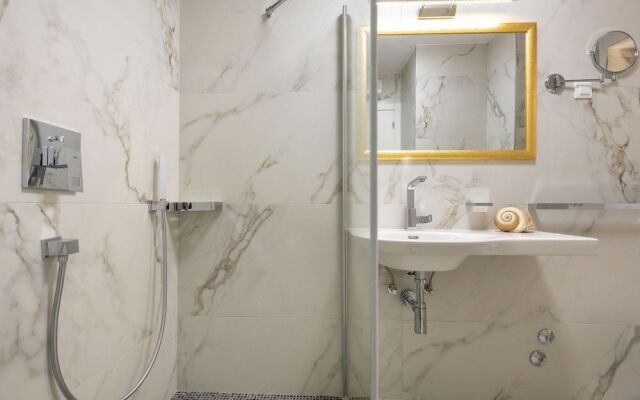 Hedera Estate, Hedera A55