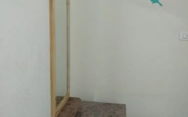 Iroomz Sri Srinivasa Residency