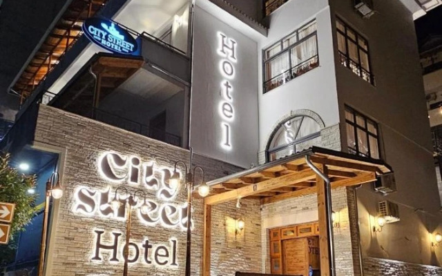 City Street Hotel