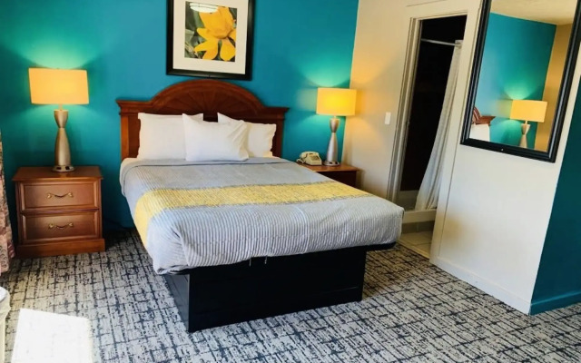 Hometowne Inn & Suites