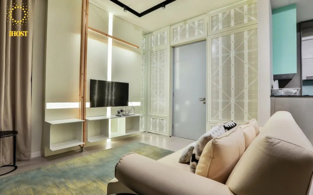 Expressionz Professional Suites by Ben