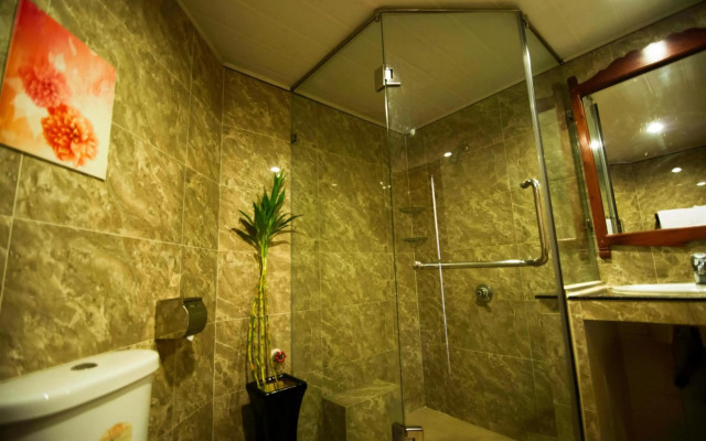 Reaksmey Chanreas Hotel