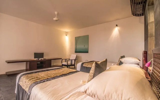 Absolute Cliff Front Pandawa Beach Villa