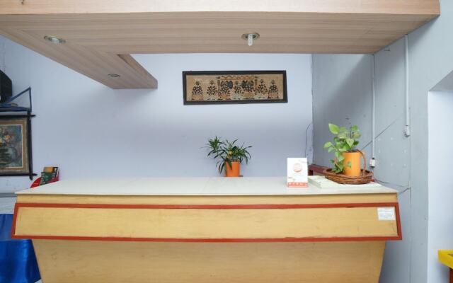 Female Guest House by OYO Rooms