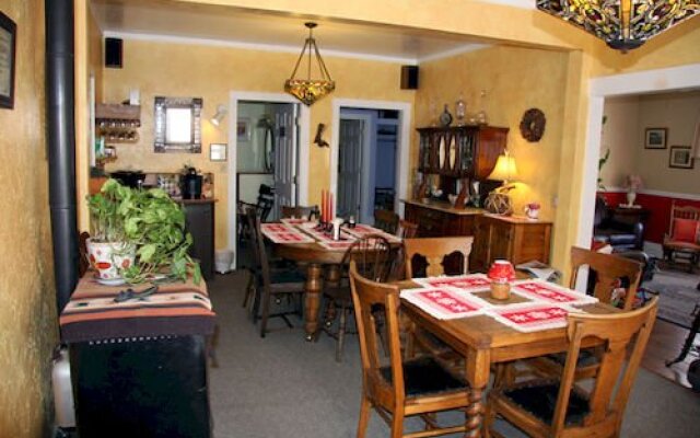 Gandy Dancer Inn