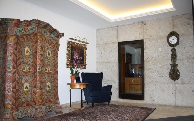 Hotel Alhartinger Hof