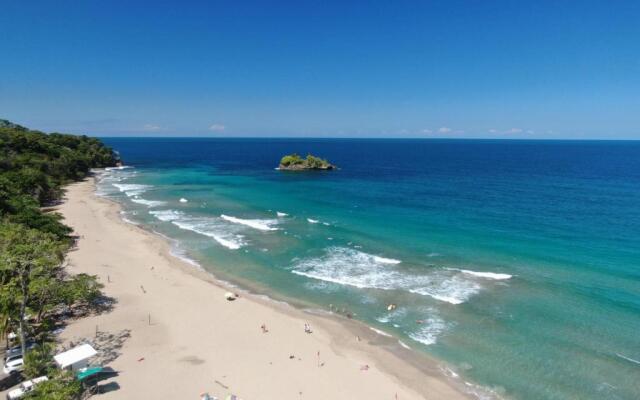 Cariblue Beach and Jungle Resort