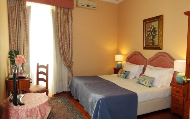Allons-Y Guesthouse