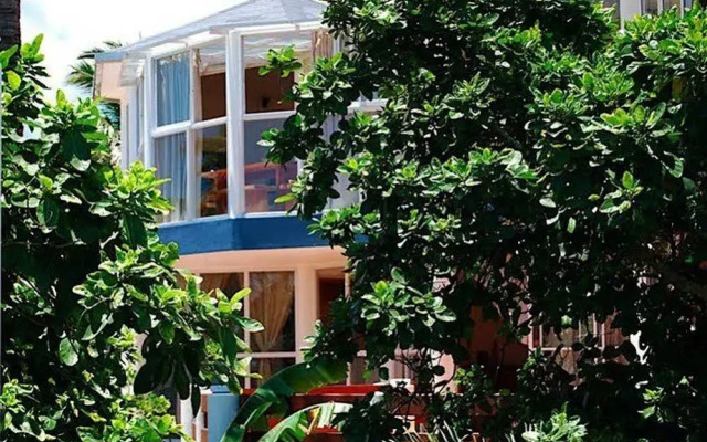 Aissatou Beach Resort