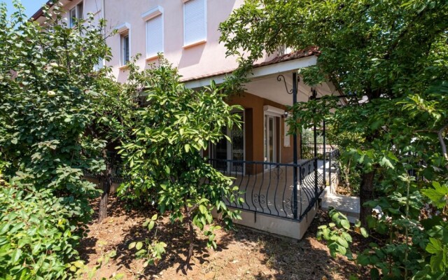 Lovely House Near Beach With Backyard in Fethiye