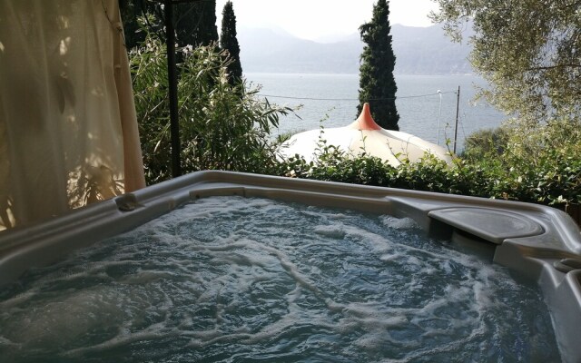 Residence Gardasee Apartments with Lake View