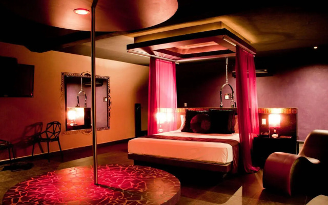 Sensaciones Motel Boutique - Adults Only