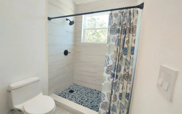 Silver Palms - Brand New Designer Home On Banks Road 2 Bedroom Home — фото 4