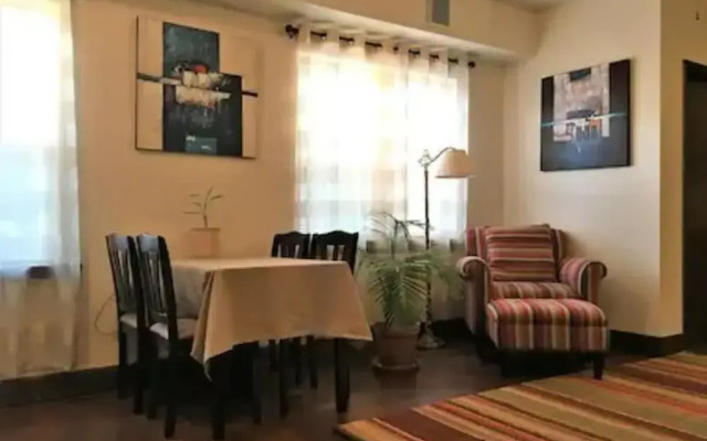 Evie's apartment
