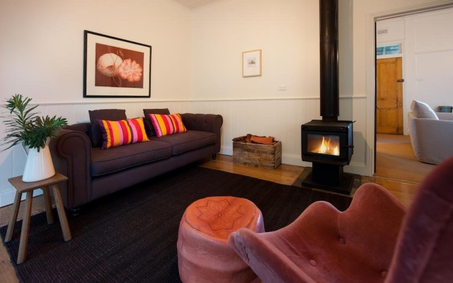 Wombat Hill Cottage – Guest Rooms – Daylesford