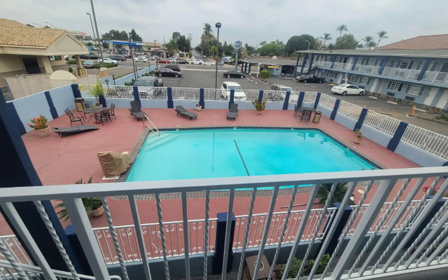 Best Western Orange Plaza