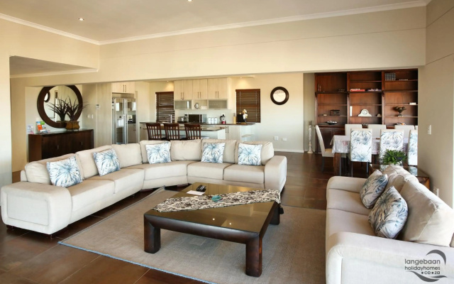 Bayview 8 Sleeper Langebaan