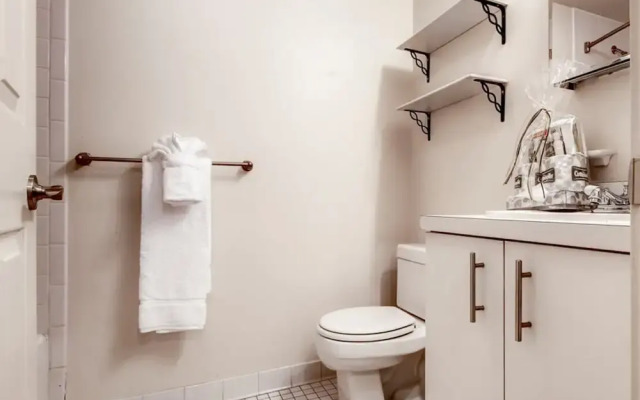 Garrison Square Apartments by Bluebird Suites