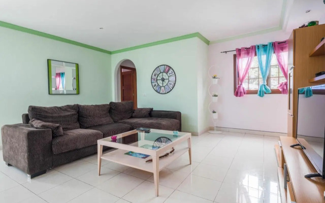 Casa Las Cañas
