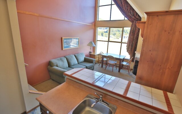 The Apex Mountain Inn