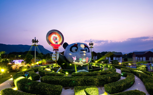 Holiday Inn Resort Qionghai Guantang by IHG