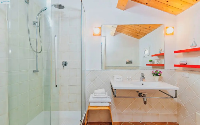 Una Mansarda Nell'isola