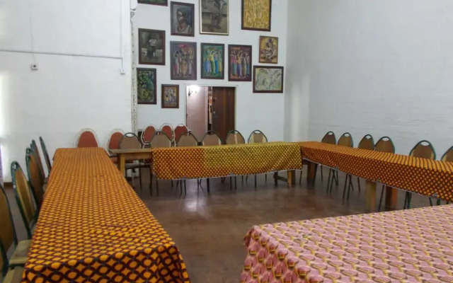 Ndeke Hotel