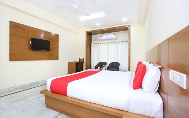 Hotel Grand Chinar By OYO Rooms