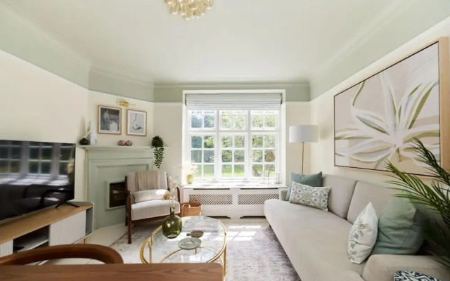 The Golders Green Place - Modern and Bright 1bdr Flat, London
